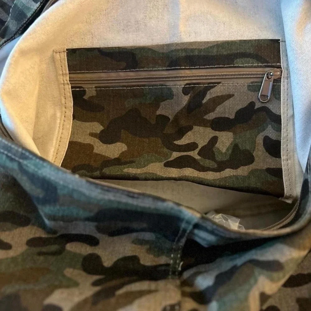 Awesome Unisex Large Capacity Canvas Crossbody Tote Bag - Camo - New